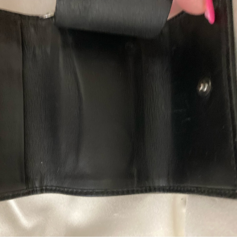 Gucci Canvas 6 Key Case. Authentic Euc, With Date… - image 7